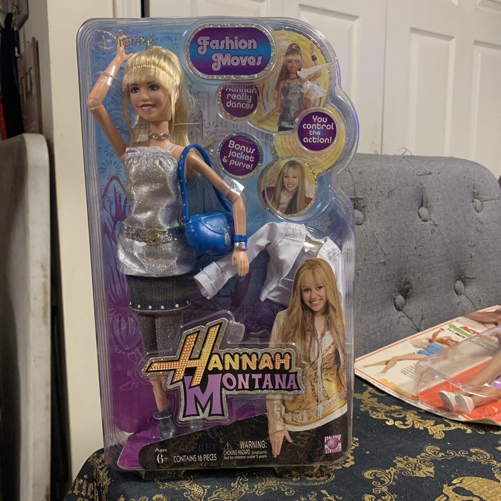 Nip Play Along Disney Hannah Montana Fashion Moves Doll -hannah